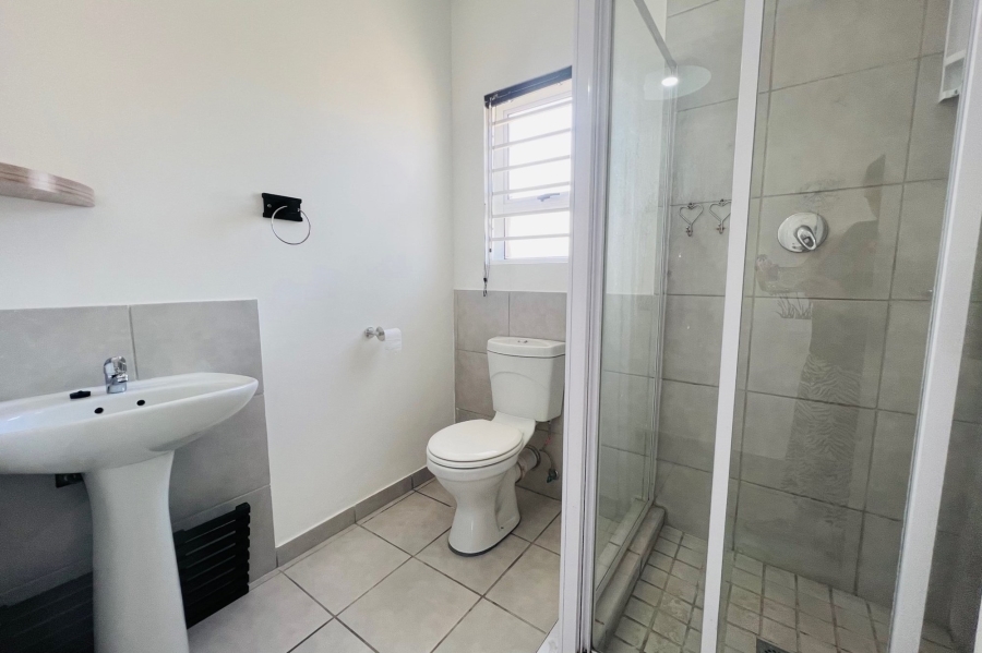 To Let 2 Bedroom Property for Rent in Bernadino Heights Western Cape